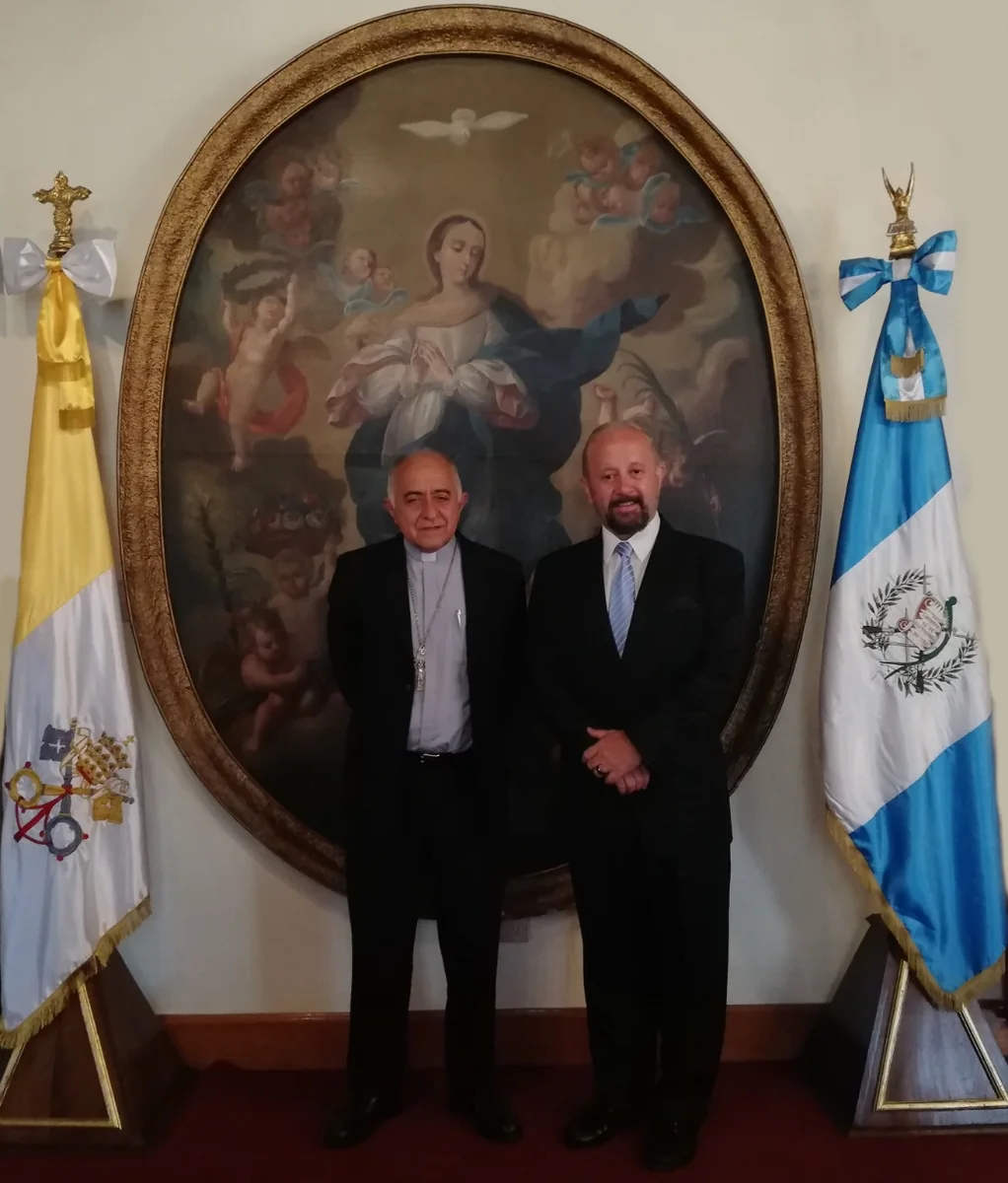 Audiencia Arzobispado de Guatemala — Dr. Julio Alonzo