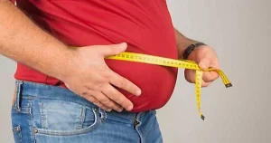 ¿Existen alimentos que ayudan a quemar grasa abdominal?